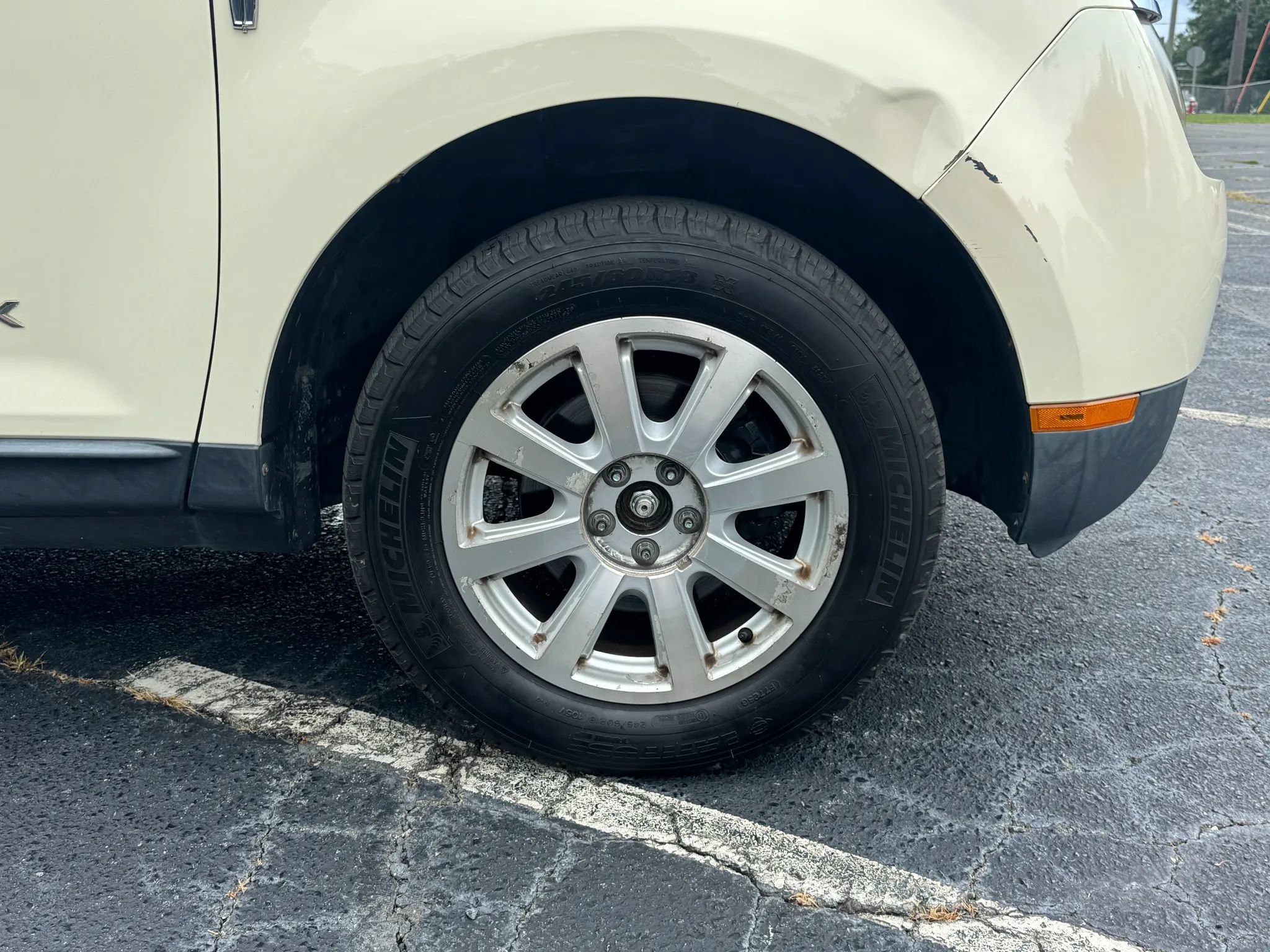 Used 2008 Lincoln MKX 2WD image 11