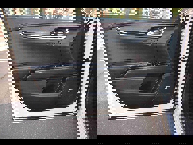 Used 2019 Cadillac XTS Luxury image 16