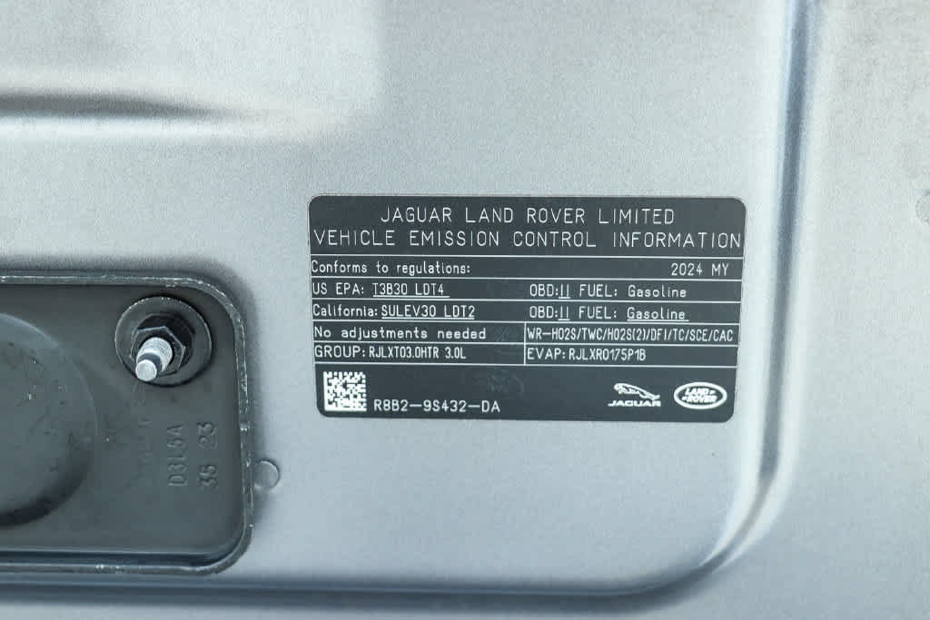 Used 2024 Land Rover Defender 130 S AWD/4WD image 31