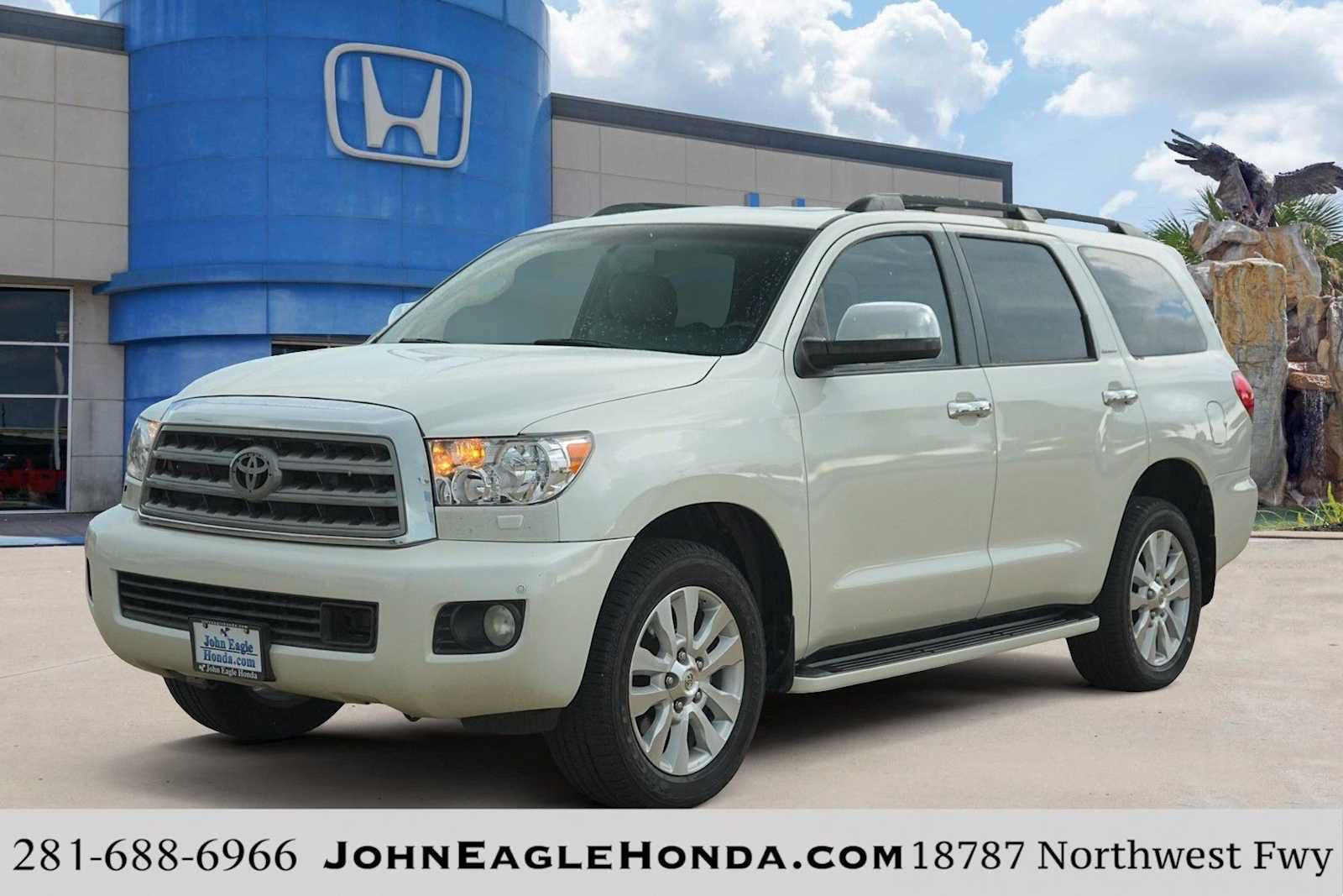 Used 2013 Toyota Sequoia Platinum RWD image 1