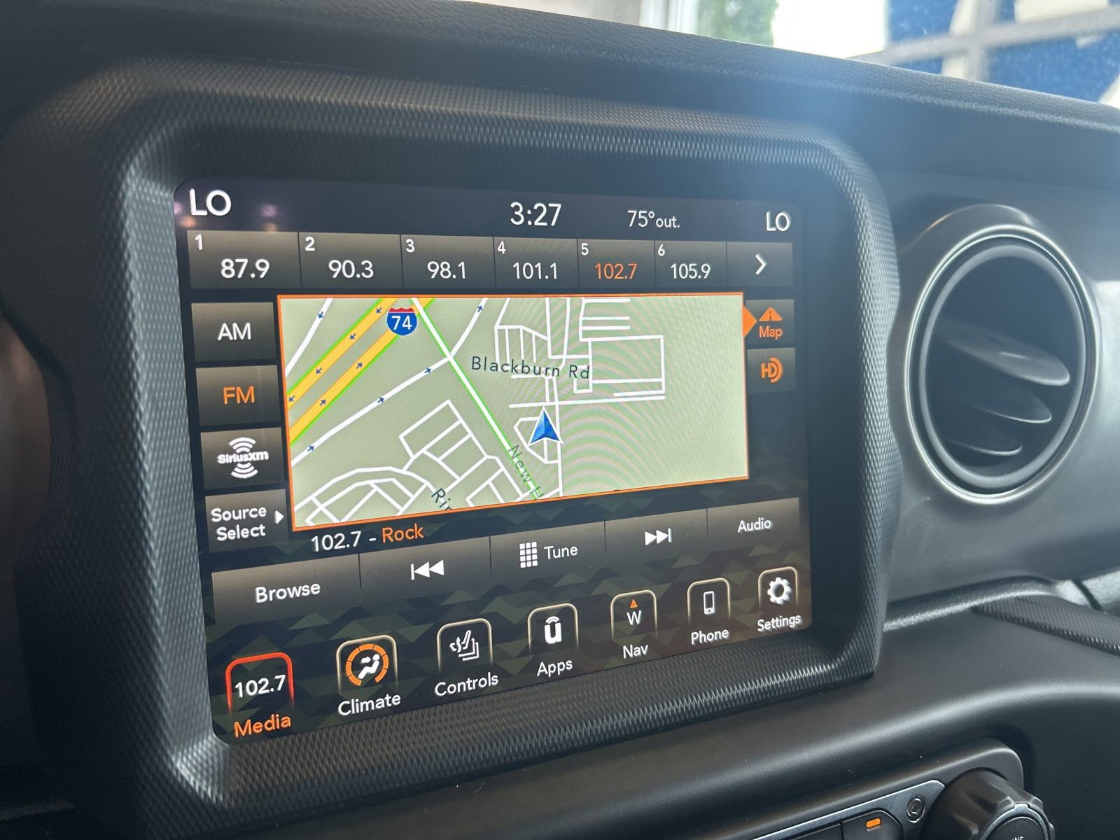 Used 2023 Jeep Wrangler Unlimited w/ Cold Weather Group AWD/4WD image 29