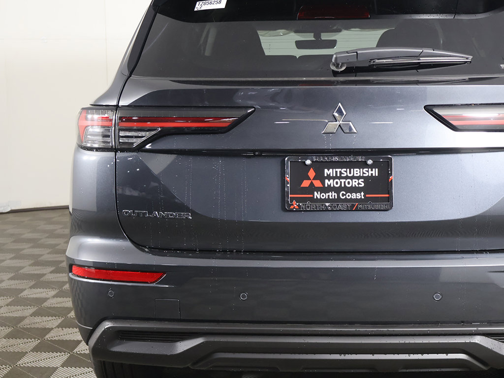 New 2026 Mitsubishi Outlander ES AWD/4WD image 15
