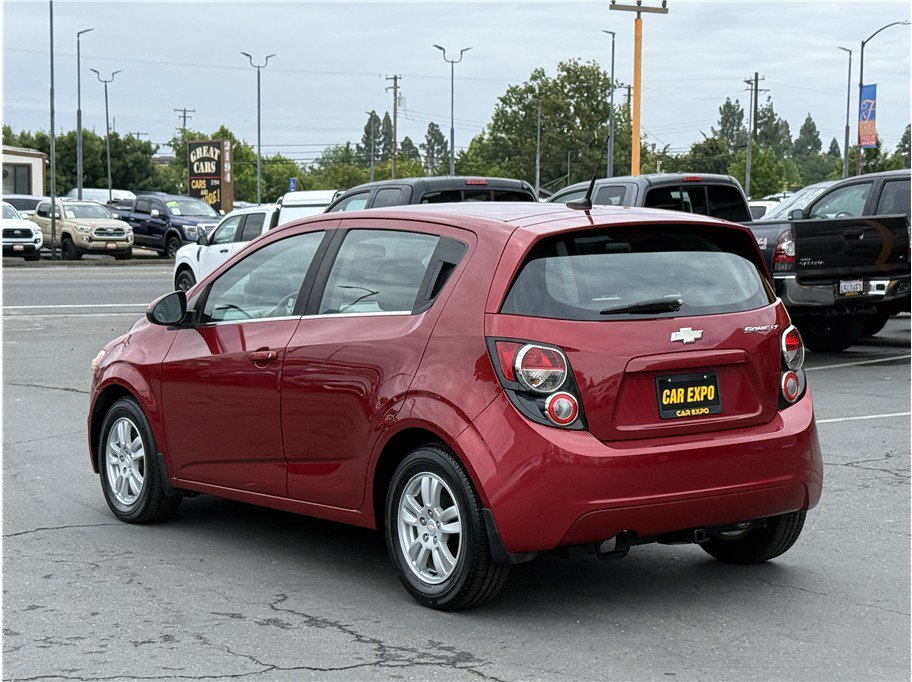 Used 2014 Chevrolet Sonic LT FWD image 4