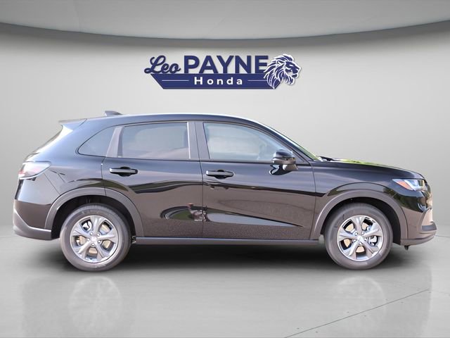 New 2026 Honda HR-V LX image 2