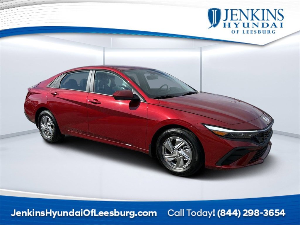 New 2026 Hyundai Elantra SE