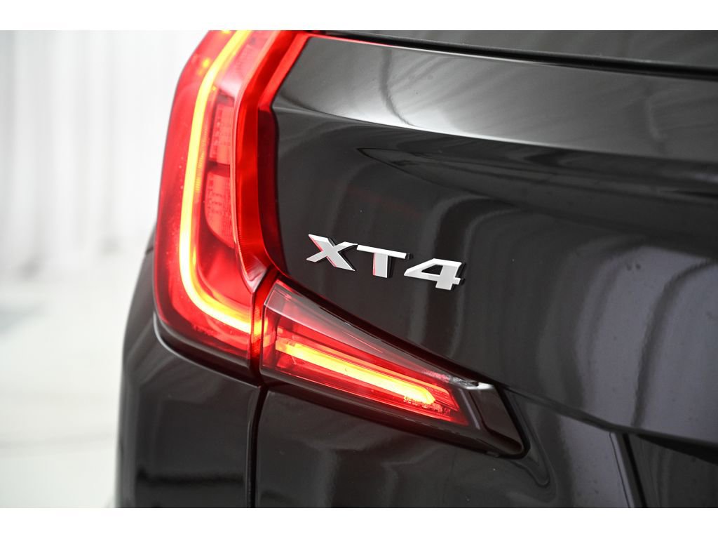 Used 2024 Cadillac XT4 Premium Luxury image 55