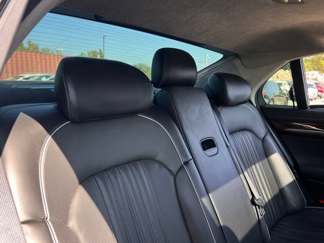 Used 2018 Genesis G90 3.3T Premium AWD/4WD image 34