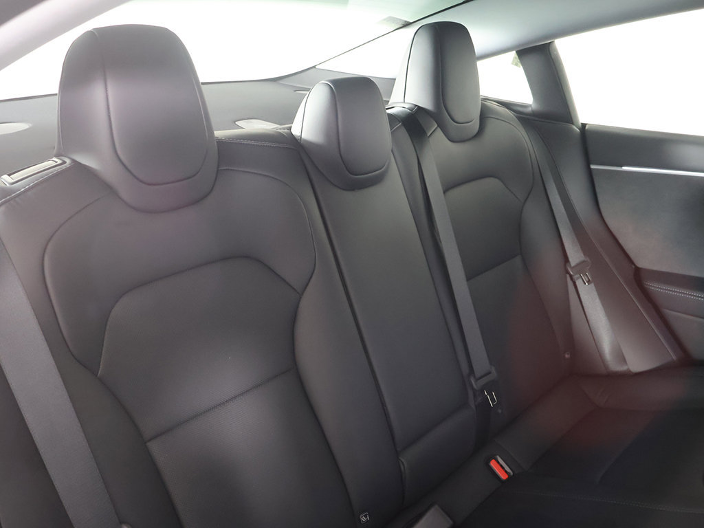Used 2026 Tesla Model 3 AWD/4WD image 37