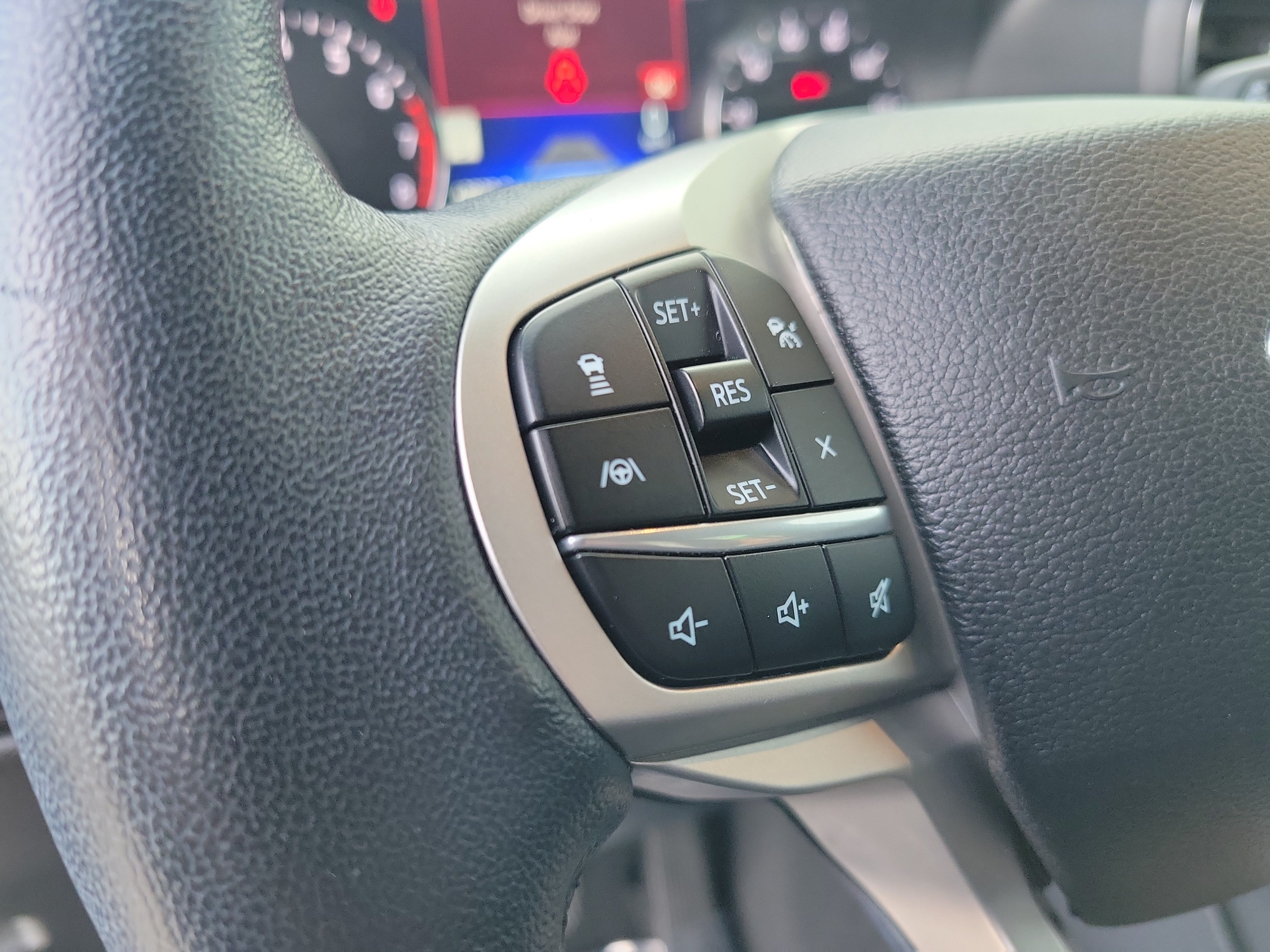 Used 2022 Ford Explorer Limited RWD image 26