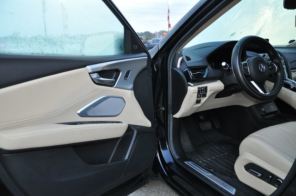 Used 2023 Acura RDX w/ Technology Package image 11