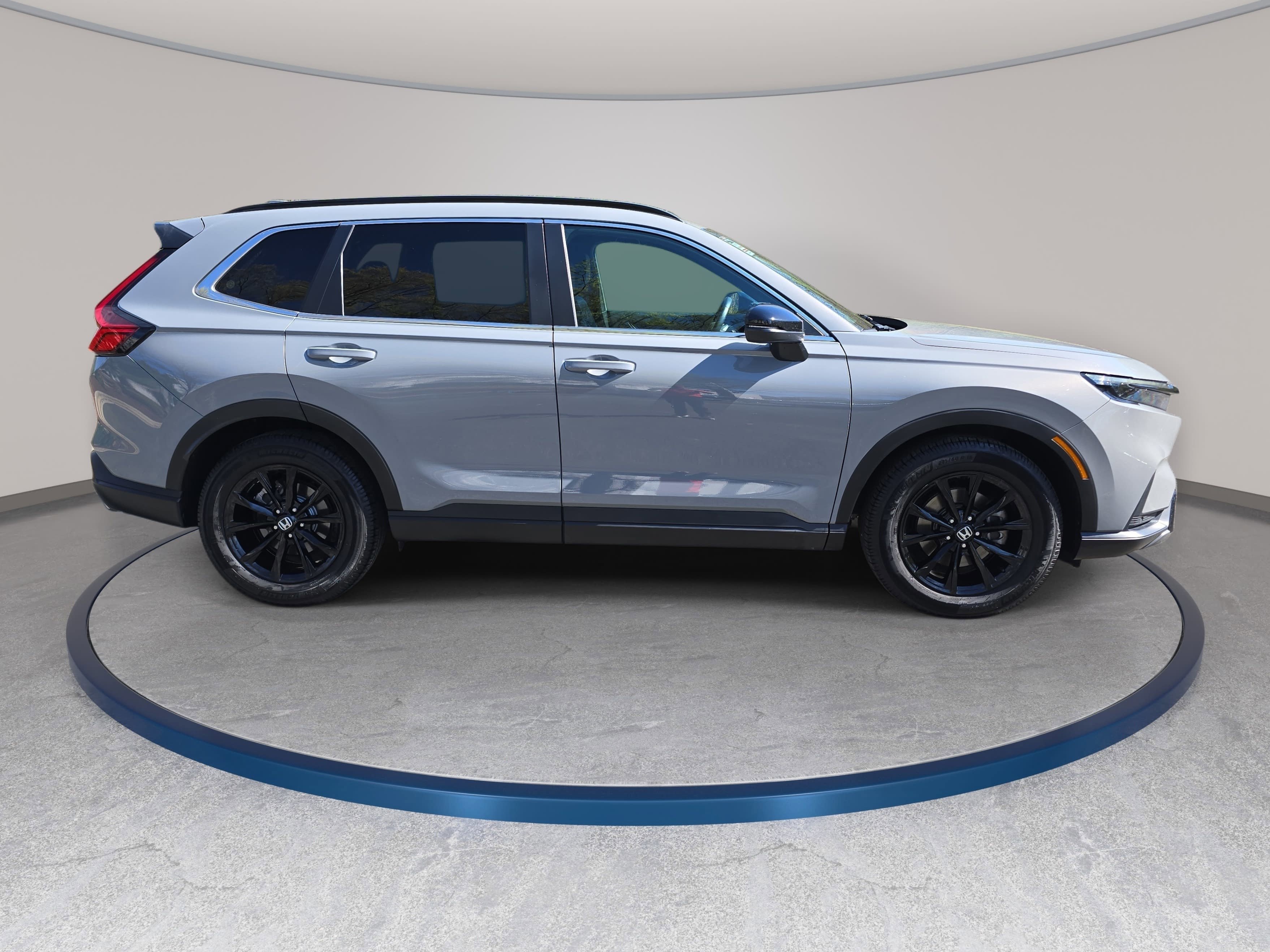 Certified 2024 Honda CR-V Sport-L image 4