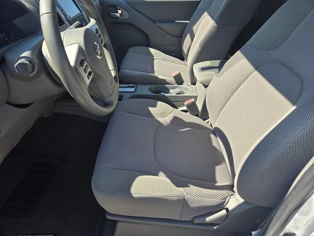 Used 2019 Nissan Frontier SV AWD/4WD image 15