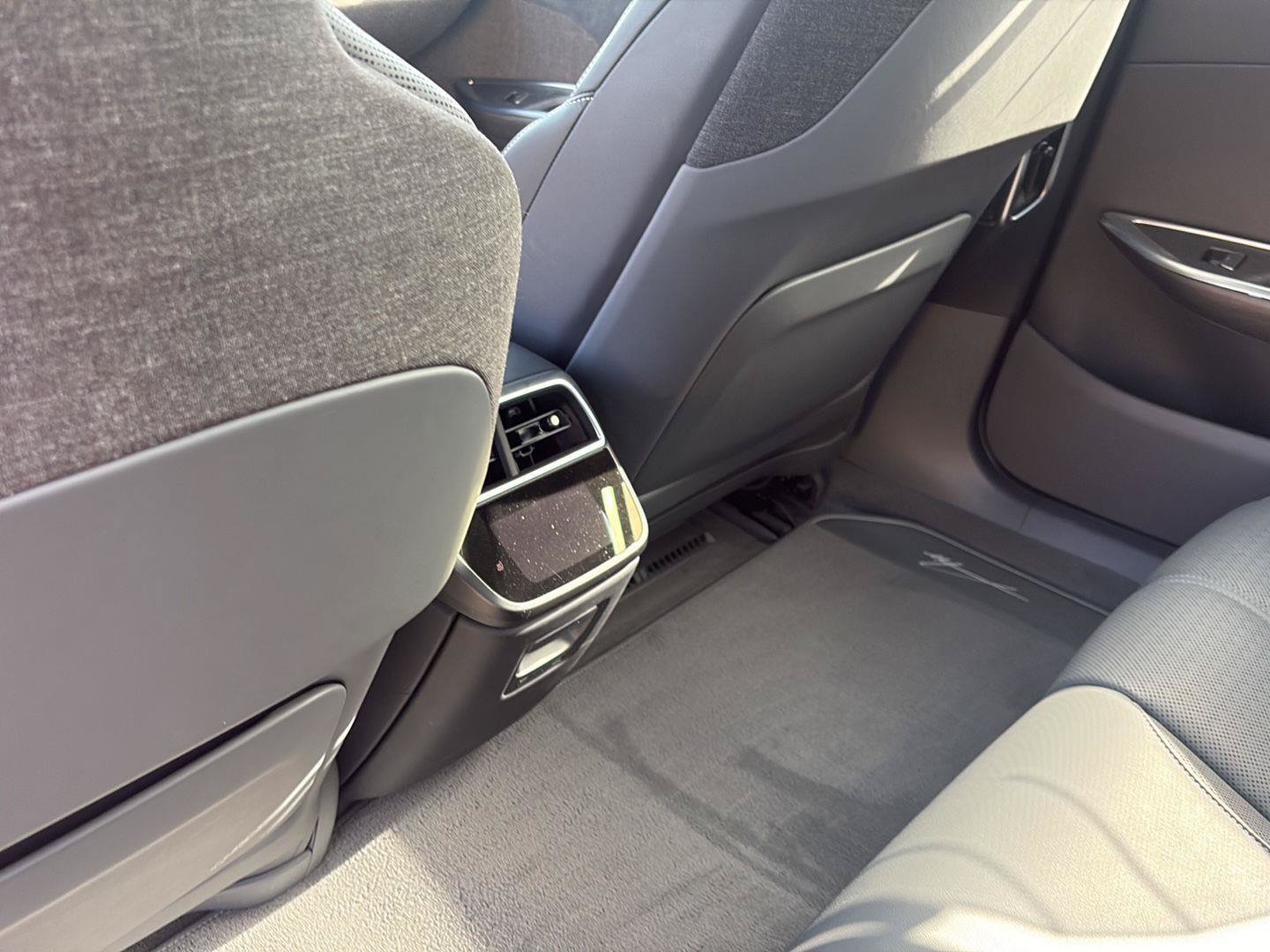 Used 2022 Lucid Air Grand Touring AWD/4WD image 28