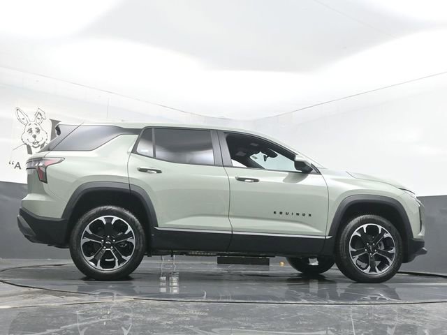 New 2026 Chevrolet Equinox LT w/ Convenience Package II image 31