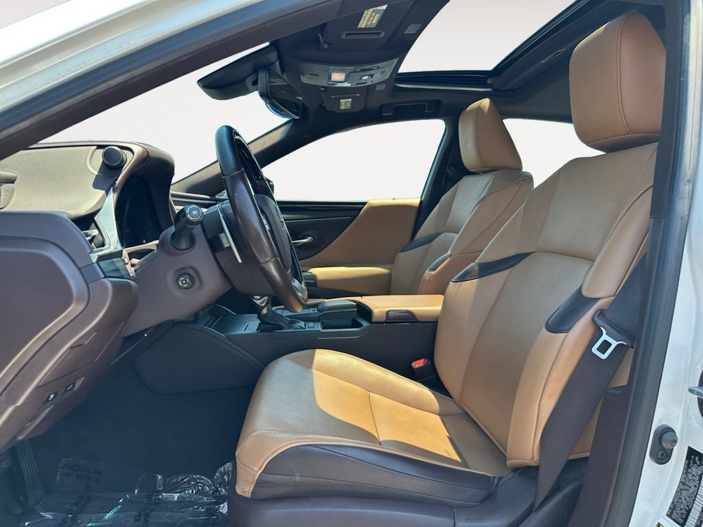 Used 2021 Lexus ES 350 w/ Premium Package FWD image 9