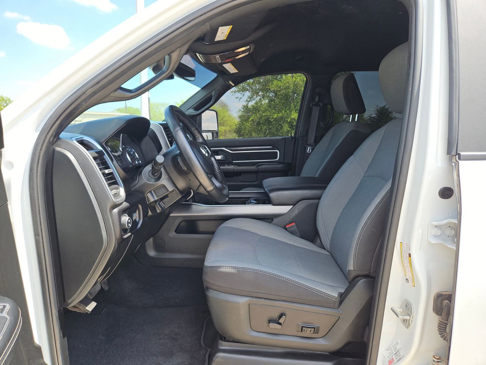 Certified 2024 RAM 2500 Big Horn w/ Off Road Package image 9