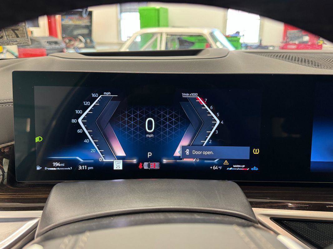 Used 2026 BMW X5 xDrive40i image 6