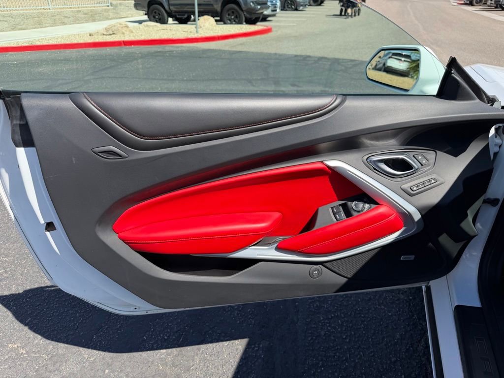 Used 2017 Chevrolet Camaro SS RWD image 19