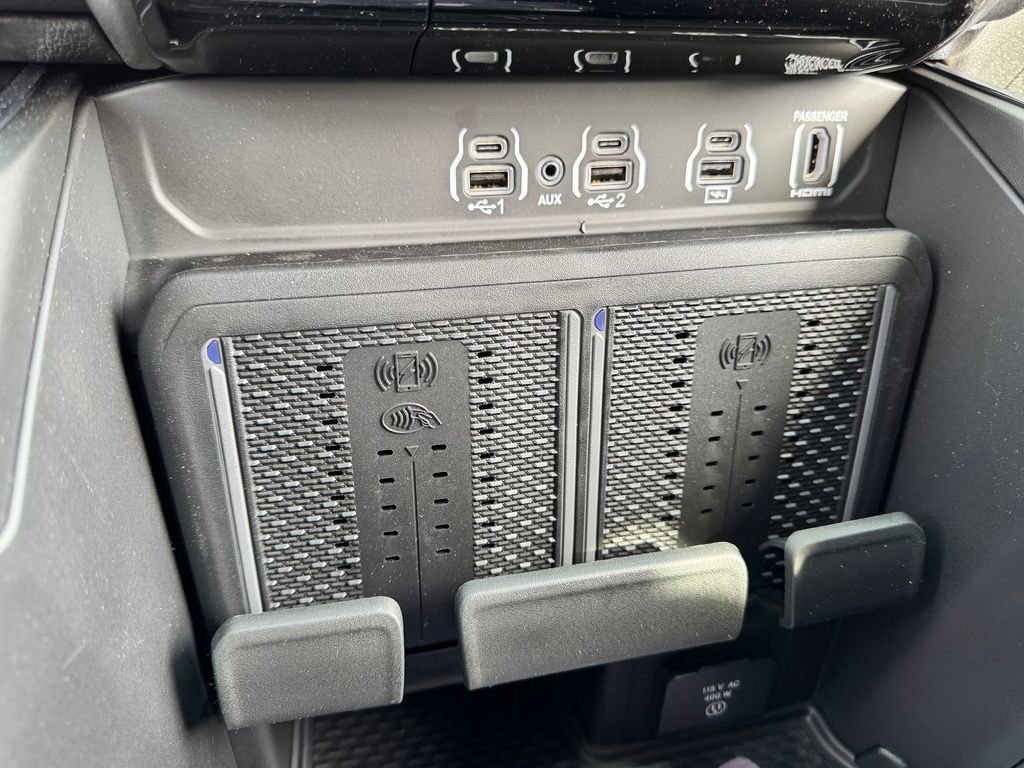 New 2026 RAM 1500 Laramie AWD/4WD image 19
