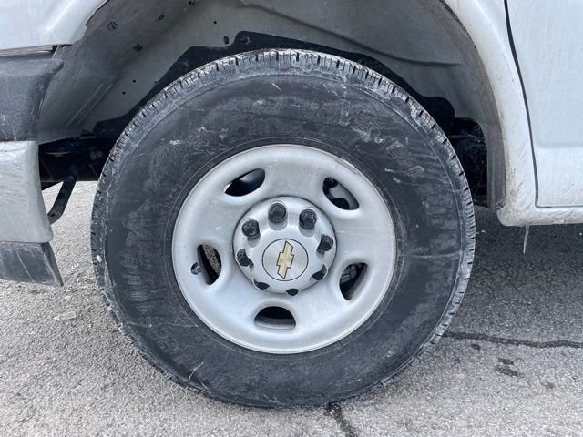 New 2025 Chevrolet Express 3500 Work Van w/ Power Convenience Package image 6