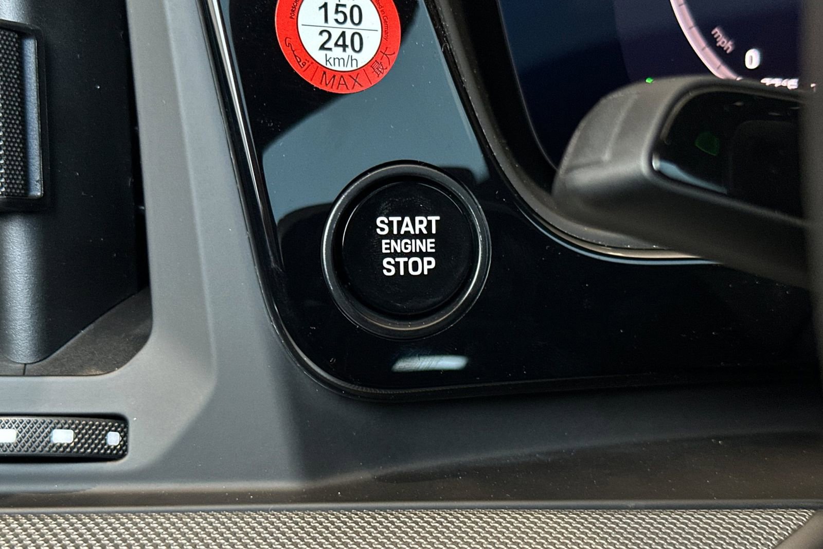 New 2025 Porsche Cayenne Coupe image 29