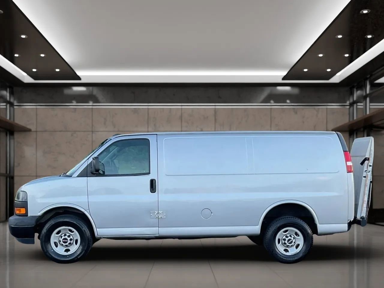 Used 2020 GMC Savana 3500 w/ Driver Convenience Package image 2