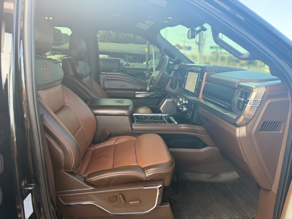 Used 2023 Ford F350 King Ranch w/ Chrome Package AWD/4WD image 47