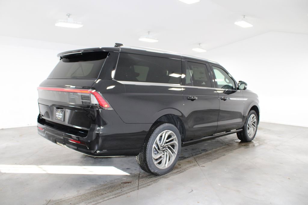 New 2026 Lincoln Navigator L Reserve image 8