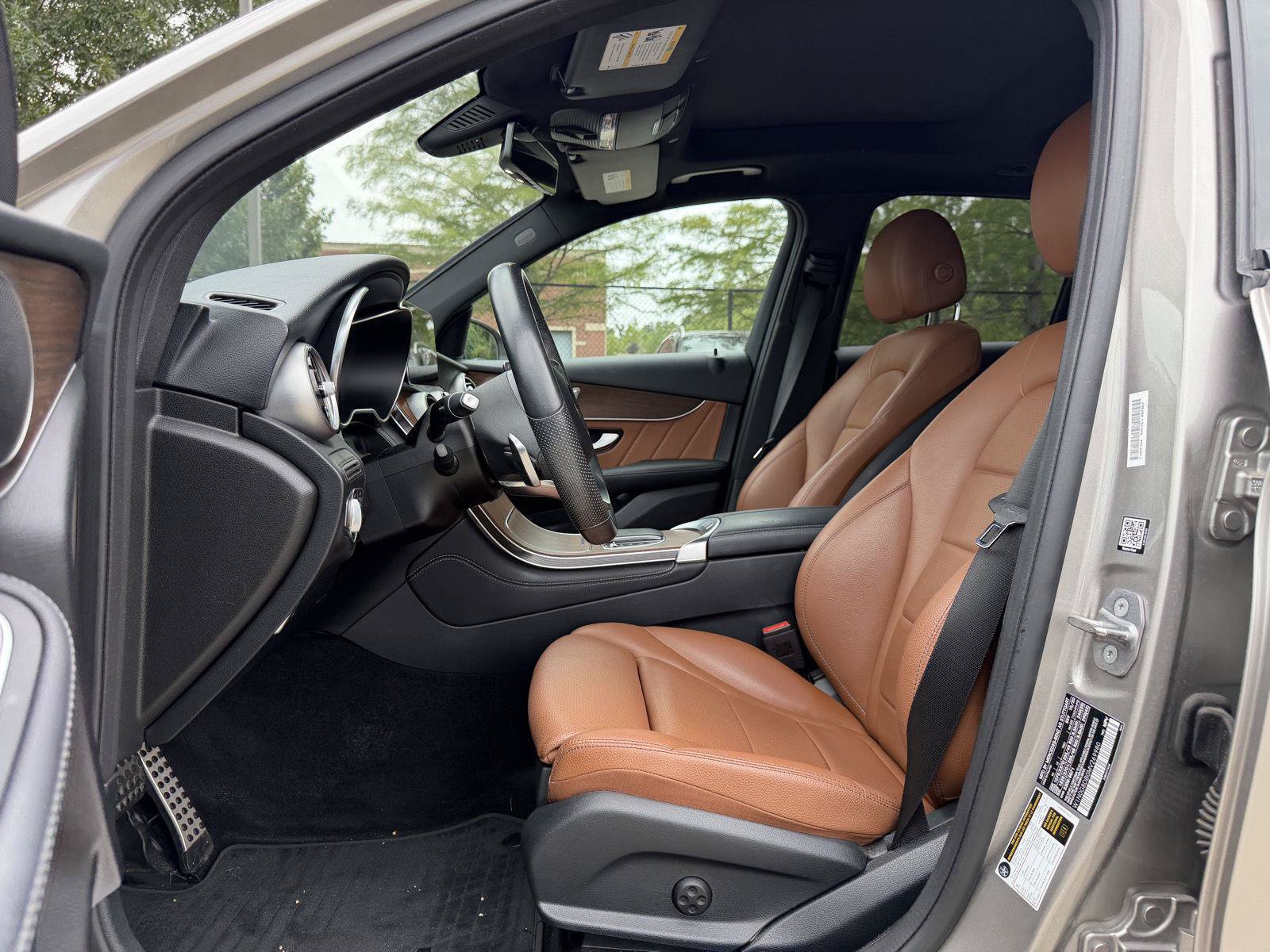 Certified 2021 Mercedes-Benz GLC 300 image 5