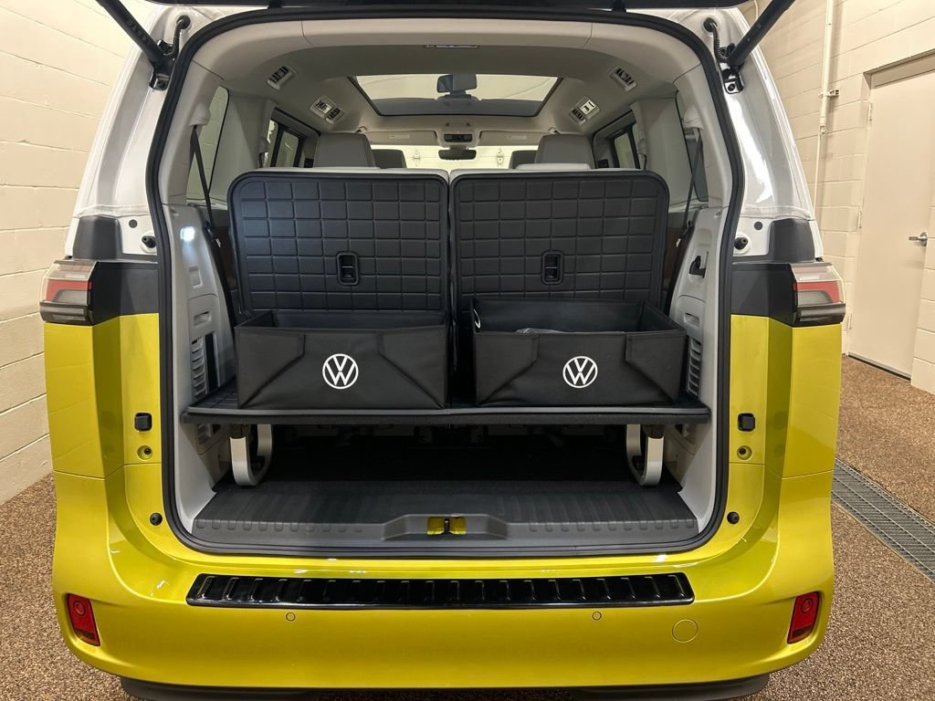 Used 2025 Volkswagen ID. Buzz 1st Edition AWD/4WD image 13