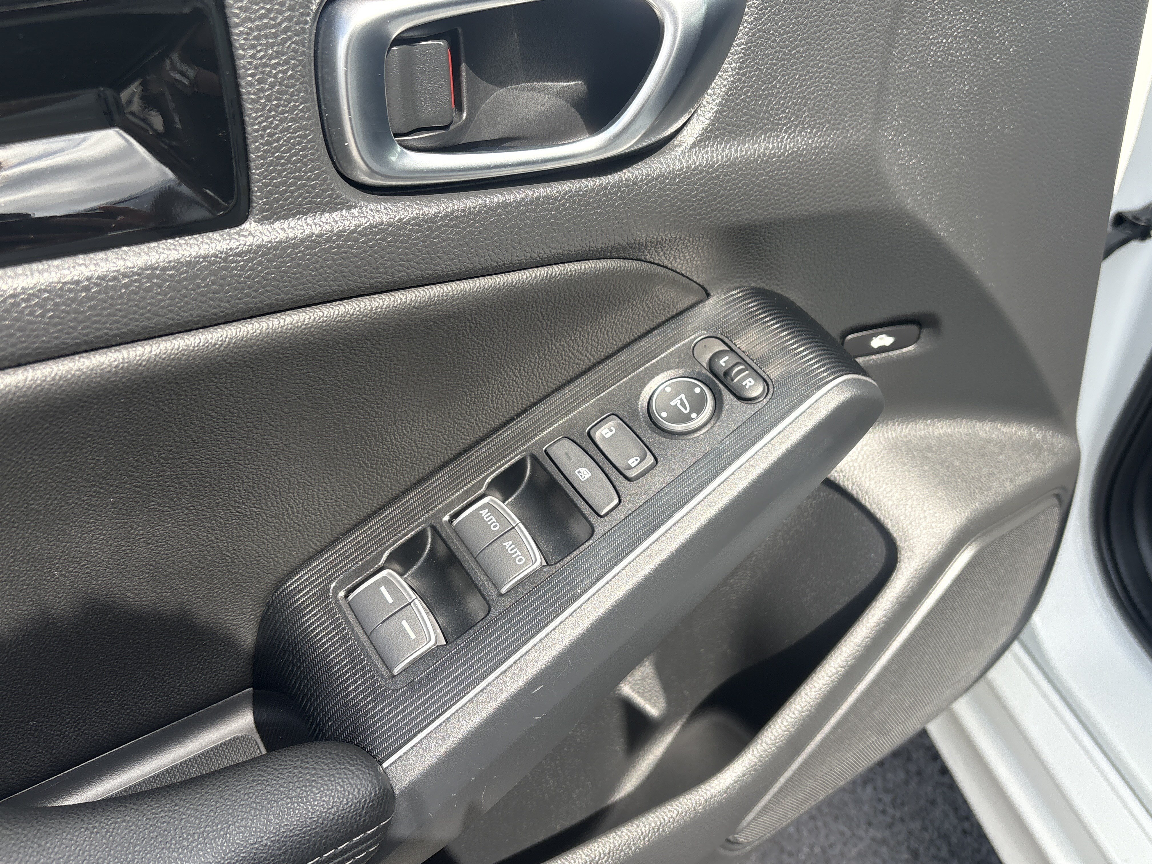 Used 2023 Honda Civic Touring image 15