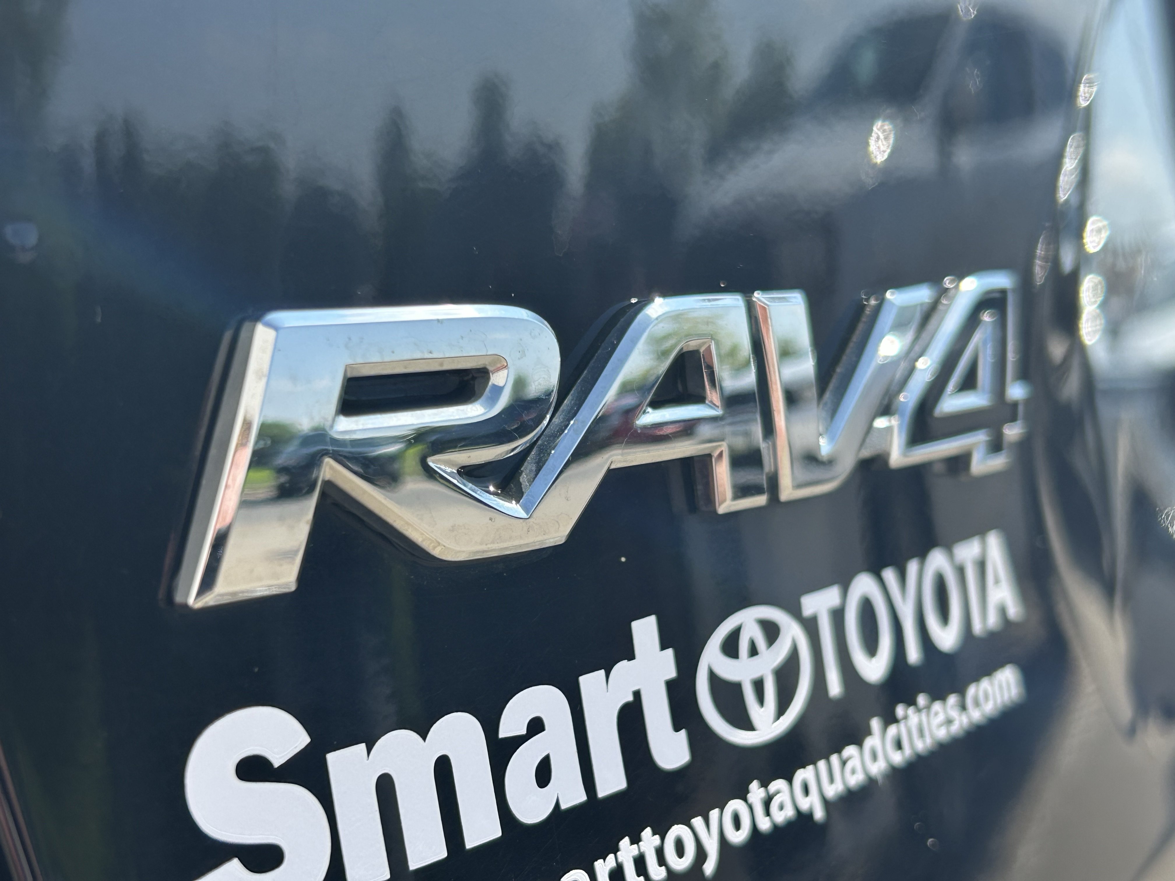 Certified 2025 Toyota RAV4 LE AWD/4WD image 9