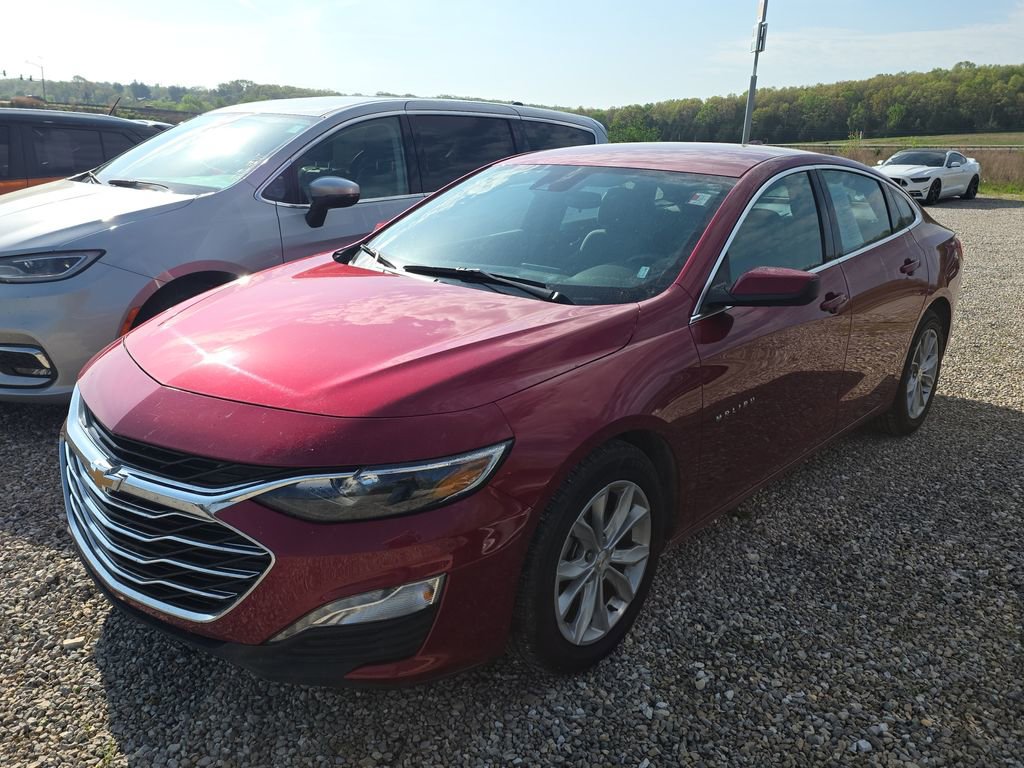 Used 2025 Chevrolet Malibu LT FWD image 3