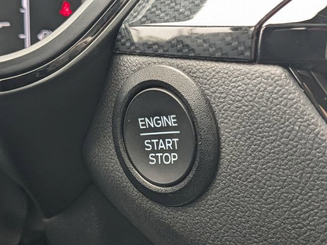Used 2025 Ford Escape ST-Line Select AWD/4WD image 31