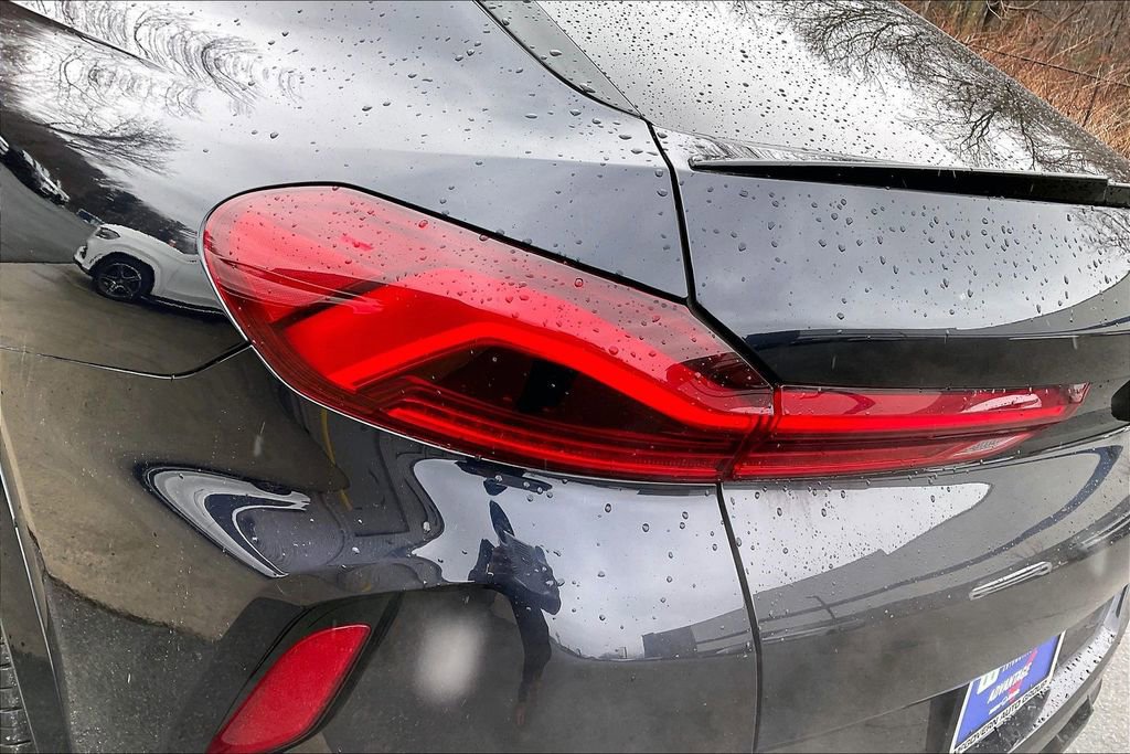 Used 2022 BMW X6 M Competition w/ Competition Package image 23