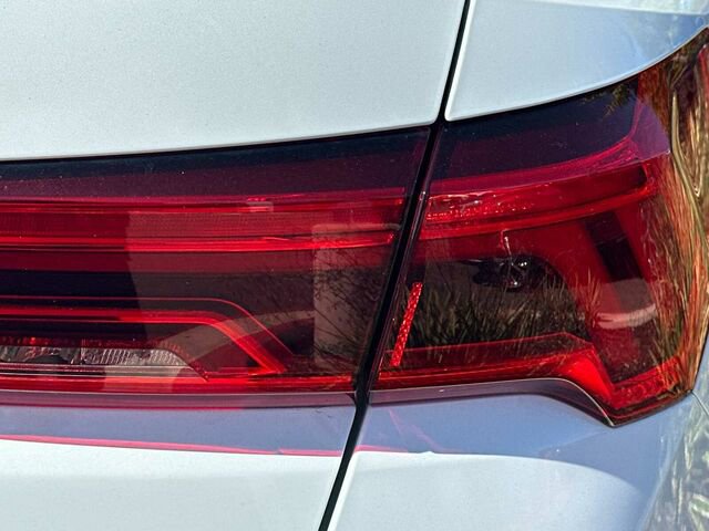 Used 2020 Audi Q3 2.0T Premium Plus AWD/4WD image 33