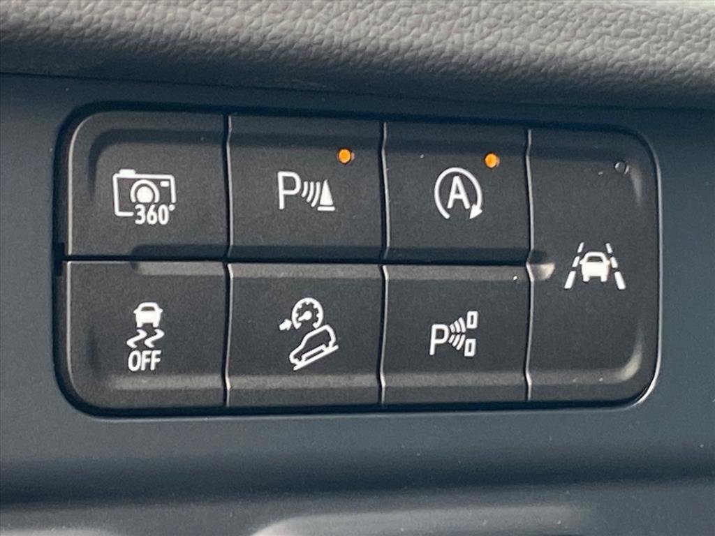 New 2025 Chevrolet Tahoe High Country w/ Sun And Tow Package image 17