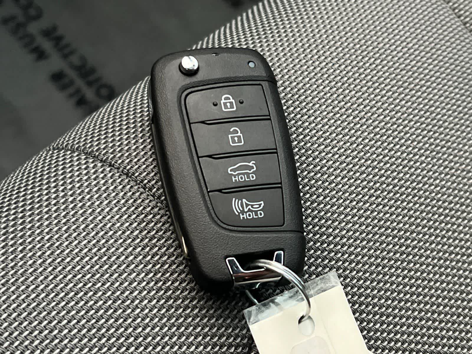 New 2026 Hyundai Elantra SE FWD image 26
