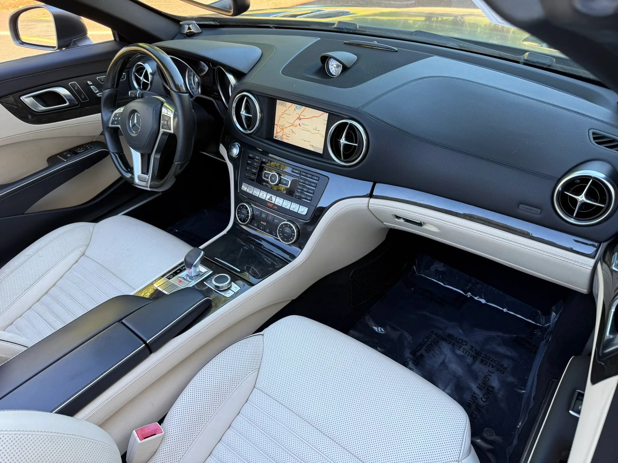 Used 2014 Mercedes-Benz SL 550 w/ Sport Wheel Package image 22
