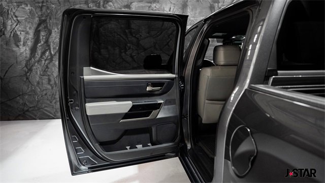 Used 2025 Toyota Tundra Limited image 15