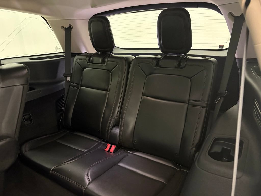 Used 2023 Lincoln Aviator Reserve RWD image 29