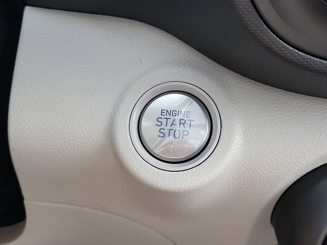 New 2026 Hyundai Venue SEL FWD image 8
