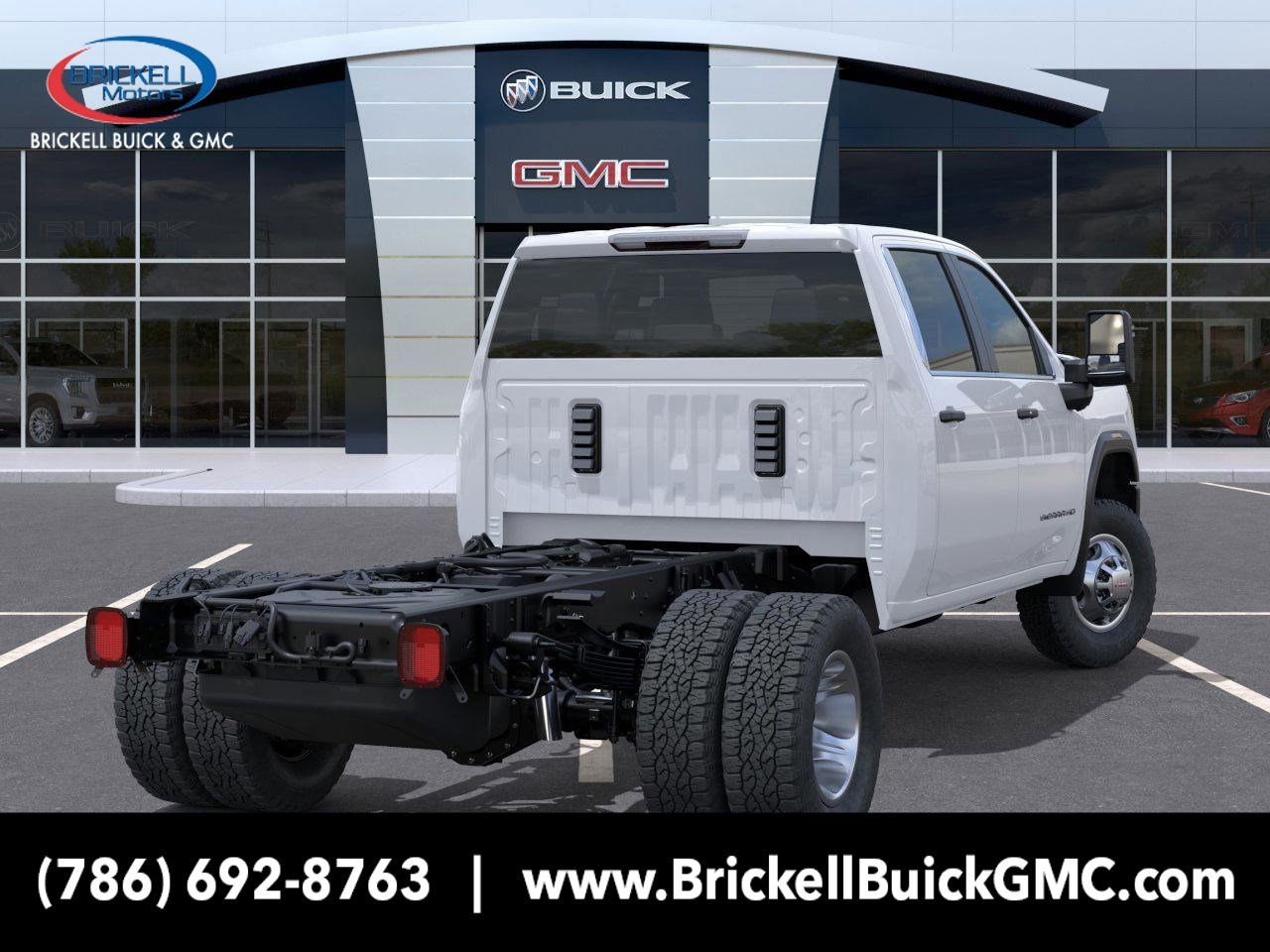 New 2026 GMC Sierra 3500 Pro w/ Convenience Package image 4