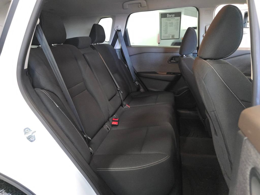 Used 2023 Nissan Rogue S AWD/4WD image 12