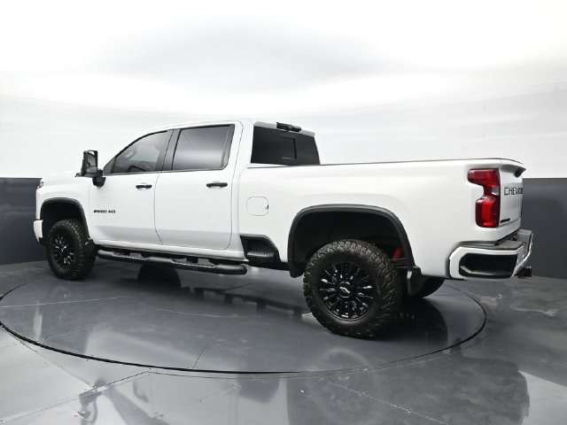 Used 2024 Chevrolet Silverado 2500 LTZ w/ LTZ Plus Package AWD/4WD image 7