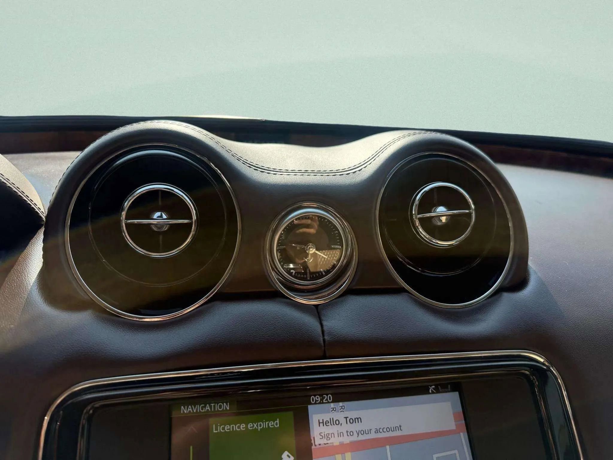 Used 2016 Jaguar XJ L Portfolio image 26