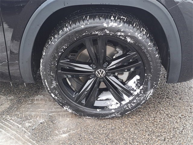 Used 2023 Volkswagen Atlas SEL R-Line image 4