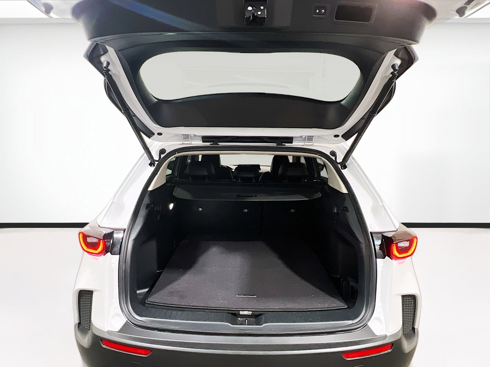 Used 2025 MAZDA CX-50 AWD 2.5 S w/ Cargo Package image 20