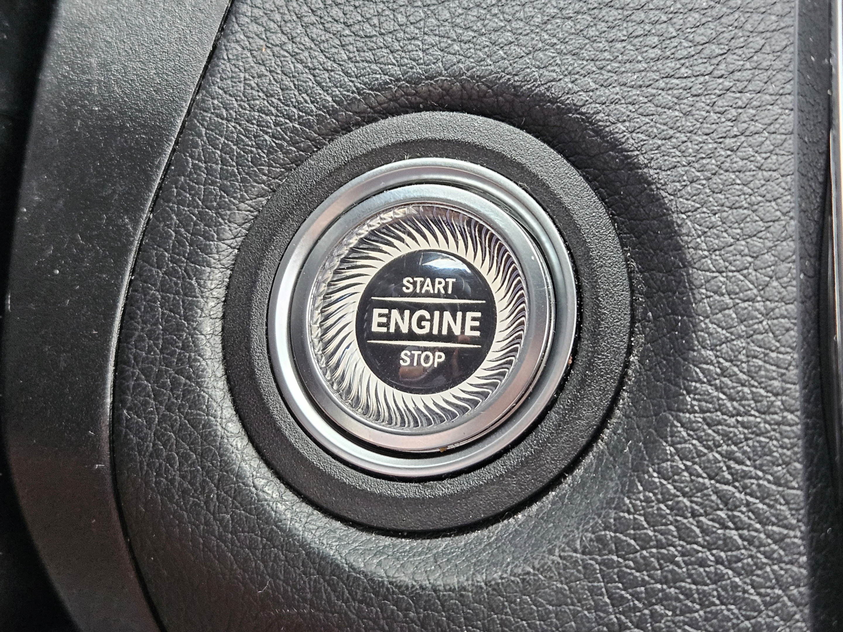 Used 2020 Mercedes-Benz GLC 300 image 20
