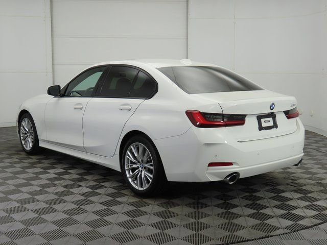 Used 2023 BMW 330i Sedan w/ Driving Assistance Package image 7